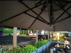-麦凯伦烧烤·精酿超级工厂店(金桥总店)
