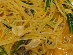 -海派美食·家宴海鲜青岛菜·石锅鲽鱼头(东方城店)