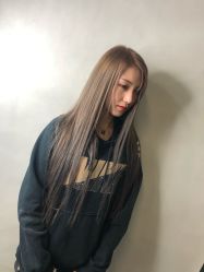 -MYYF SALON烫发染发