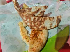 -艾力江和田馕坑烤肉店