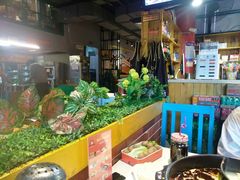 -钢管厂五区小郡肝串串香(滨江店)