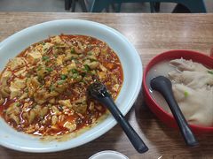 -张太婆老妈蹄花川菜馆·中华餐饮老字号(望平街店)