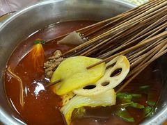 -钢管厂五区小郡肝串串香(蜀都万达店)