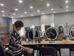 -藤野造型烫染·漂发
