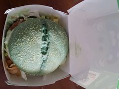 捣蛋绿-麦当劳(番禺信联大厦店)