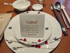 -泓历皇朝酒店(东亭店)