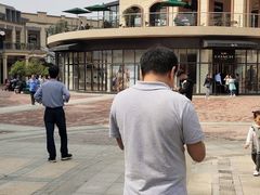 -王府井奥莱临潼小镇(临潼店)
