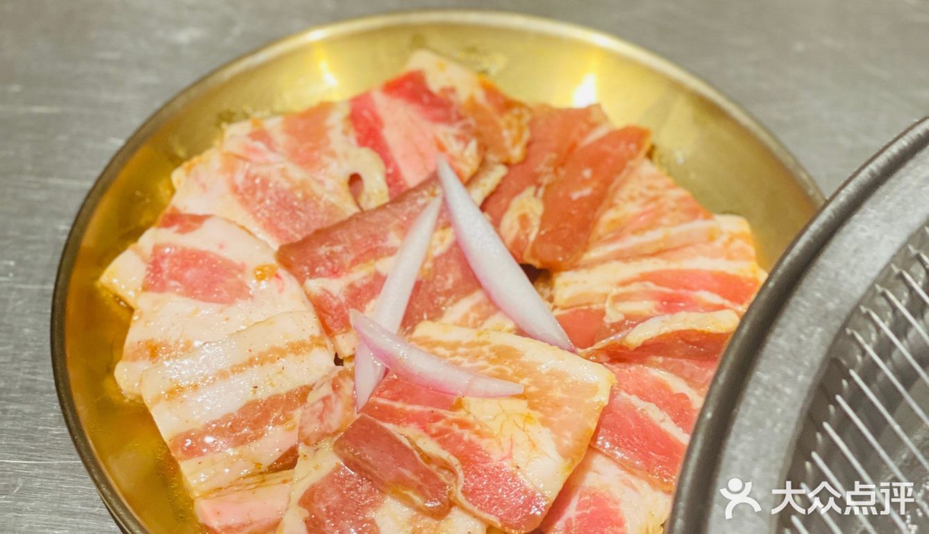 香香烤肉｜吃光光是对烤肉最大的尊重