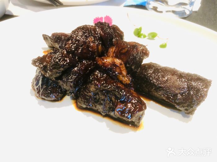 鲁采LU STYLE(新天地店)文火煨山东黑牛图片