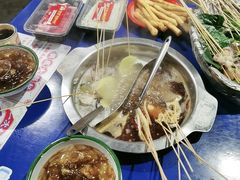 -马路边边串串香(苗栗路店)