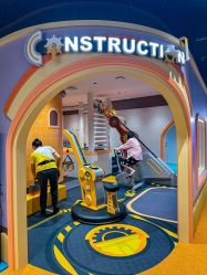 -奈尔宝家庭中心·亲子餐厅(北京东坝万达店)