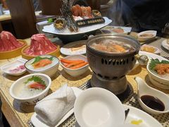 -雍和会海鲜姿造自助(湖东路店)
