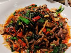 -牛头鱼庄·地道广西菜(西明店)