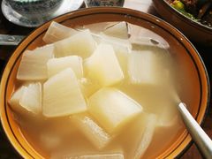 -一品红烧鸭特色川菜(三岔湖店)