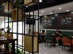 大堂-陕味食族(西小口路店)