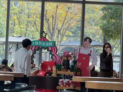 -星巴克臻选(杭州嘉里中心1F店)