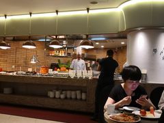 -亮马河饭店翠雅咖啡厅