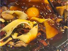 -晓彭肥肠鸡·泡椒鸡火锅(水木天地店)