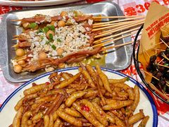 -威记烧嘢·南宁烧烤·超级生牛(绿地店)