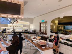 -荟景阁葡国餐厅