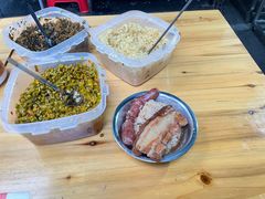 -梁阿婆廿年老牌扣肉糯米饭