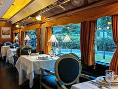 -火车头法国西餐厅