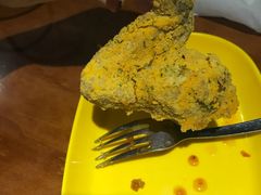 -BHC炸鸡(明洞总店)