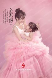 -时光纪亲子全家福照相馆(静安店母女写真父母纪念照)