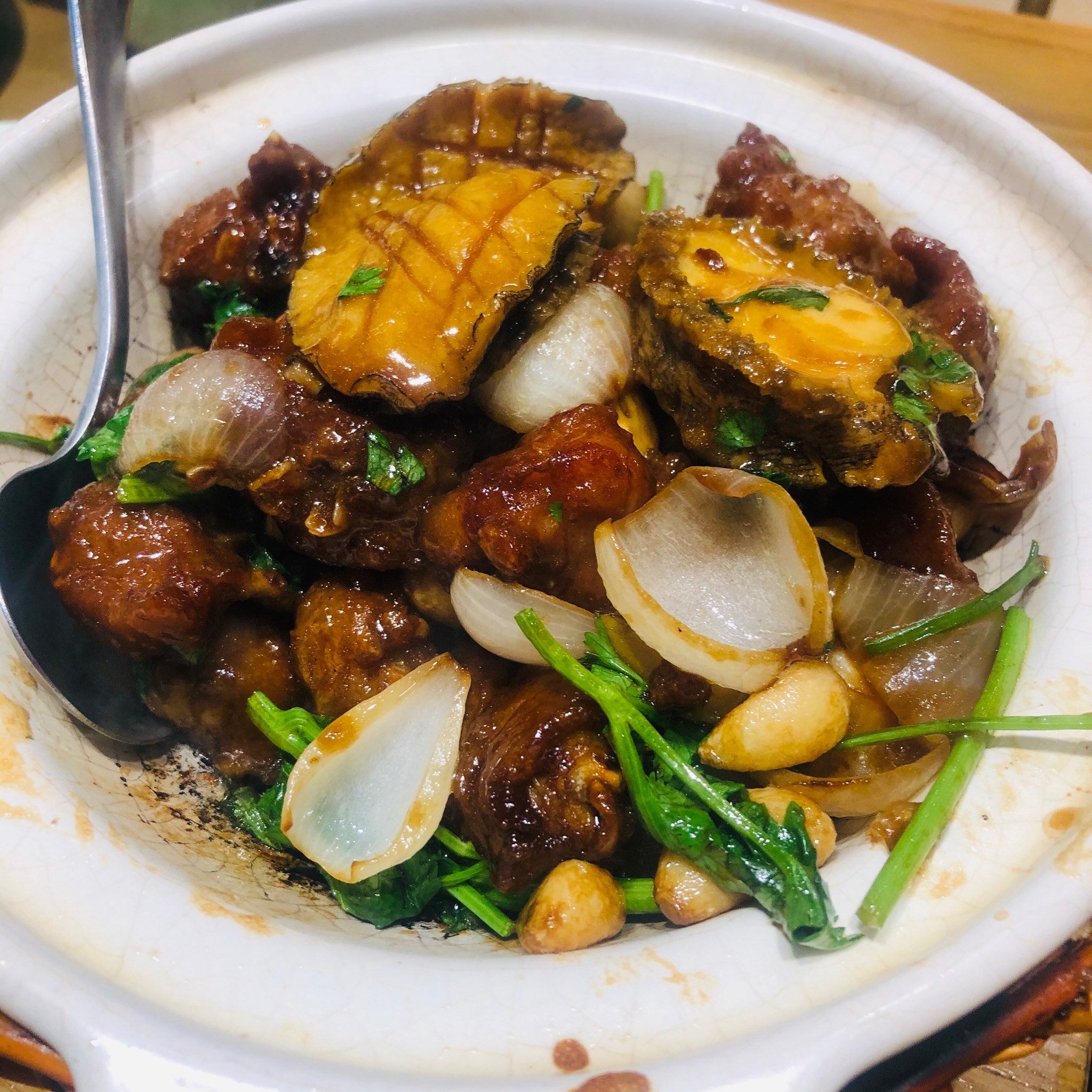 宝地广场的美食店都成我们工作午餐之地了