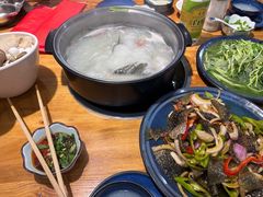 -风情丽江斑鱼火锅(孙家沟西南路80号店)