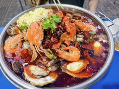 -老东镇啤酒屋海鲜加工·蒸汽海鲜·海鲜烧烤(台东店)