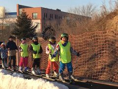 -石京龙滑雪场-停车场