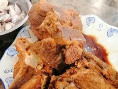 酱大骨-周家大连水饺(美专校街店)