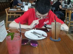 -ROAST coffee & eatery