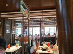 -阿瓦山寨·湘菜现炒·剁椒鱼头王(咸阳总店)