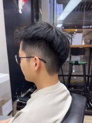 -奈川烫染Salon