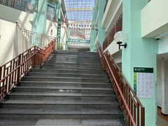 -上海市平和双语学校