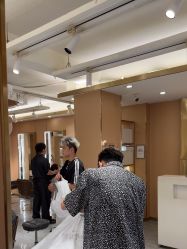 -一東造型烫发染发