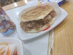 -子午路张记肉夹馍(小寨西路店)