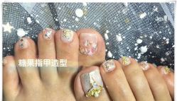 足部美甲-光SPA科技美肤