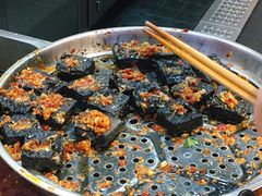 -黑色经典臭豆腐·湖南特产(坡子街特产局店)