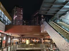 -瑞虹新天地月亮湾
