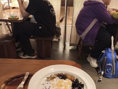 -RUXU入续糖水铺与包(卓悦中心店)