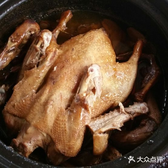 罐口周宝珍卤味(育秀店)