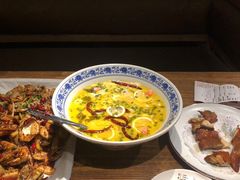 -胡桃里音乐餐厅(陶溪川店)(川湘赣菜·世界百大酒庄直供红酒·音乐表演)