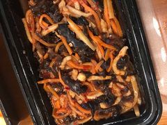 -万龙洲海鲜(大兴绿地缤纷城店)