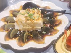 -肥肥虾庄·金牌油焖大虾(杨园滨江时代walk店)