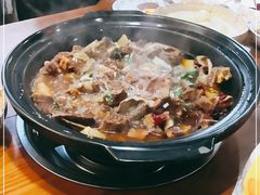 -闯关东牛排牛尾一锅香(海城店)