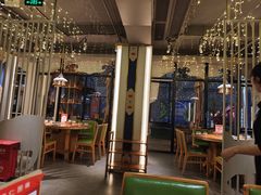 -娜仁图雅蒙古美食村(33小镇店)