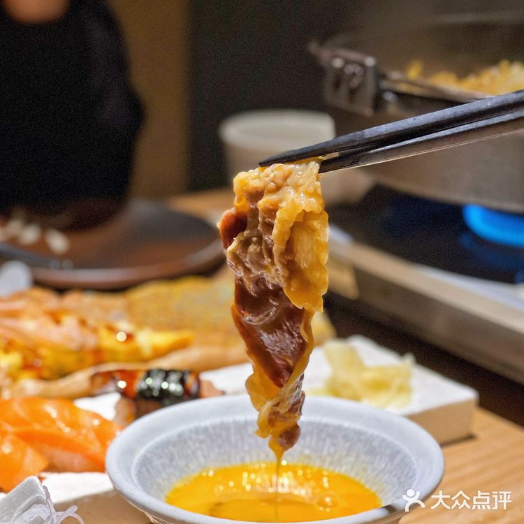 闹市中的静区日料店,上下两层打造专属用餐空间‼️